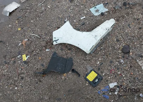 2012 Hyundai Veloster Base W/Gray from USA, damaged, VIN KMHTC6AD2CU030473